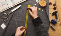 Как определить лицевую и изнаночную стороны ткани? Определяем с помощью дырочек на кромках и другими способами